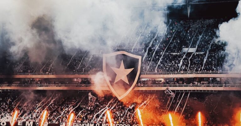 Afonsinho: Cidadão Honorário do Rio e Ícone do Futebol Brasileiro