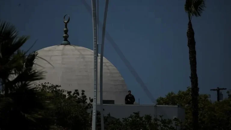 Tiroteio no Islamic Center de San Diego gera preocupação na comunidade Tiroteio no Islamic Center de San Diego gera preocupação na comunidade