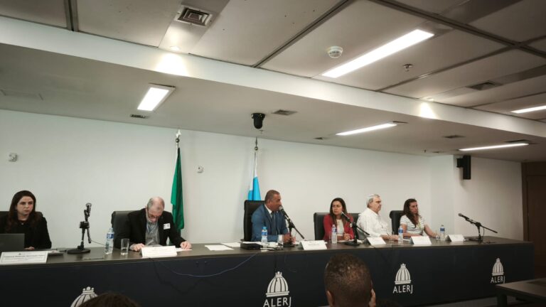 CPI Investiga Falta de Tratamento de Chorume no RJ e Riscos à Saúde na Baía de Guanabara