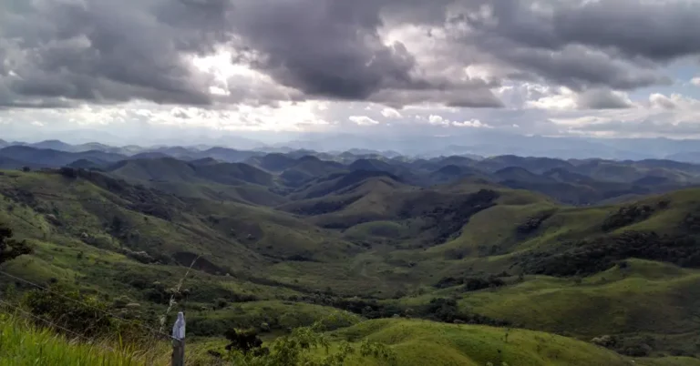 Descubra a Serra da Beleza: Famosa por Avistamentos de OVNIs e Beleza Natural