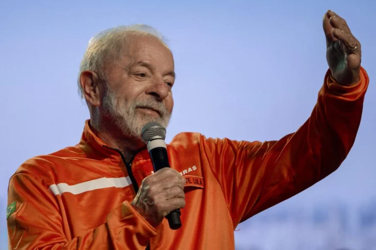 Governo Lula Implementa Subvenção de até 89 Centavos para Combater Alta da Gasolina