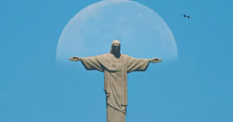 Invest.Rio: Inovação e Inteligência Artificial para Atrair Investimentos no Web Summit