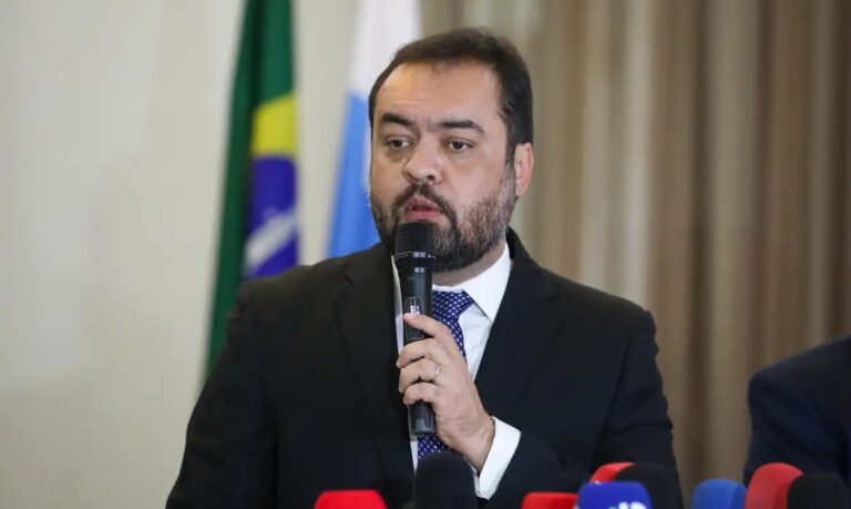 Rio de Janeiro: Exonera 1,4 mil Funcionários Comissionados Após Troca de Governança