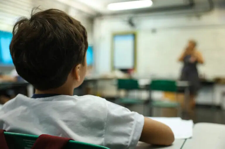 Senadores Discutem Criação de Política Nacional para Alunos Superdotados