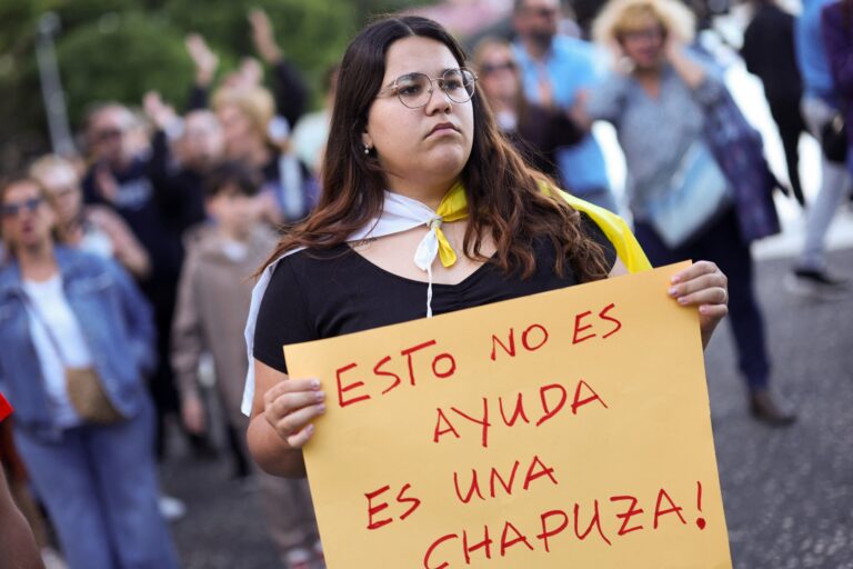 Surto de Hantavírus Nas Ilhas Canárias: Crise Política e Protestos em Foco