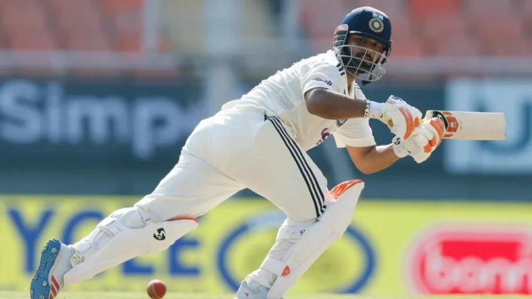 IND vs AFG: Índia chega a 475 no almoço do Dia 2 com destaque de Pant e Gill IND vs AFG: Índia chega a 475 no almoço do Dia 2 com destaque de Pant e Gill