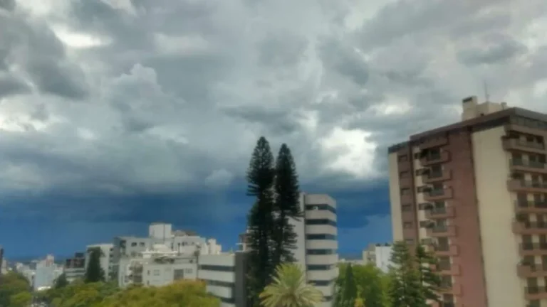 Chuva, Frio e Ciclone: Como Será o Clima em Julho no Sul e Centro do Brasil