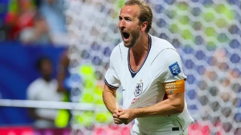 Harry Kane Brilha e Leva Inglaterra às Oitavas da Copa com Virada sobre RD Congo Harry Kane Brilha e Leva Inglaterra às Oitavas da Copa com Virada sobre RD Congo