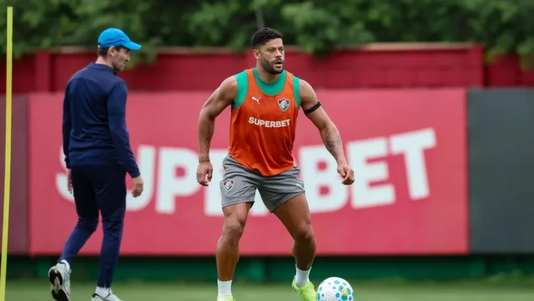 Fluminense x Nova Iguaçu: Confira onde assistir à estreia de Hulk Fluminense x Nova Iguaçu: Confira onde assistir à estreia de Hulk