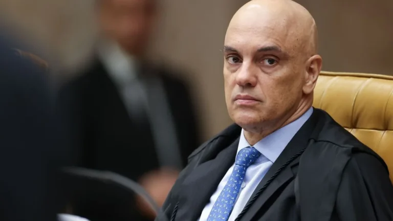 Rumble e Trump Media solicitam que Justiça dos EUA mantenha ação contra ministro Moraes Rumble e Trump Media solicitam que Justiça dos EUA mantenha ação contra ministro Moraes